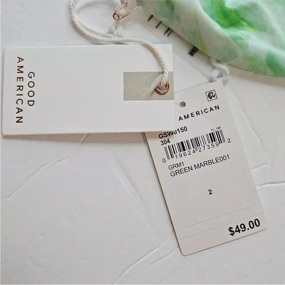 *Final Price* Good American Size 2/Medium NWT NEW Green Marble Tie Dye Swim Top - Picture 7 of 9